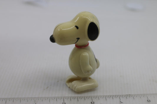 Vintage Snoopy Wind-Up Toy action Figure Peanuts Collectible Cute Dog 3" 1966 #2