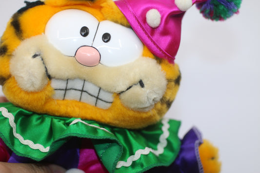 Garfield Clowning Around Jester Clown Plush Stuffed Cat Dakin 1981 Vintage
