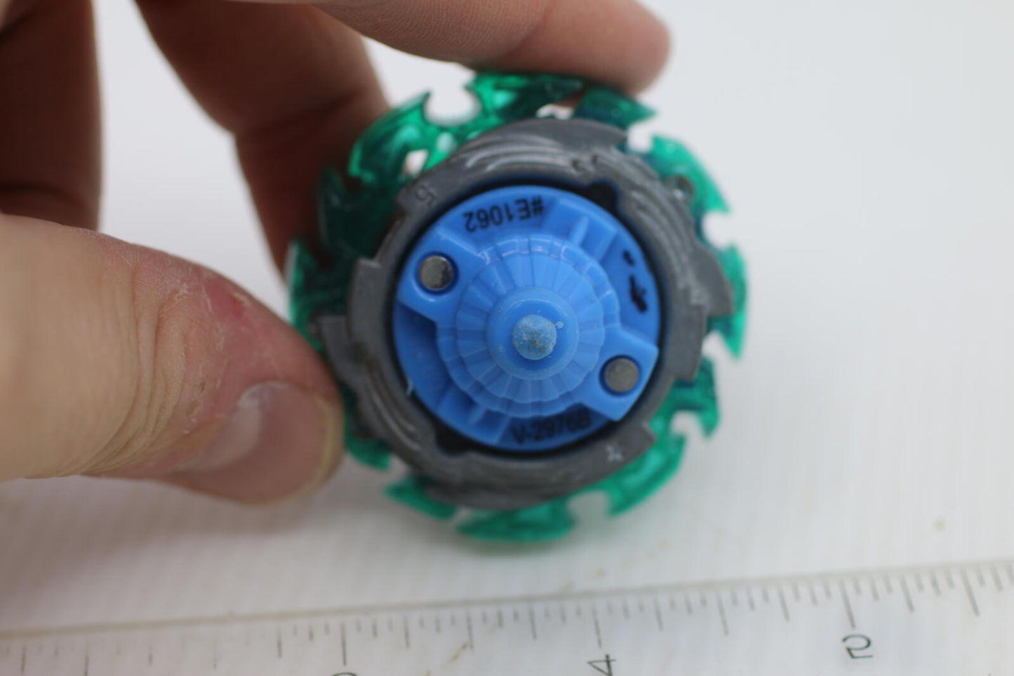 Beyblade Burst Turbo Slingshock Battle Top Emperor Forneus F4 Vertical-L Yard-SL