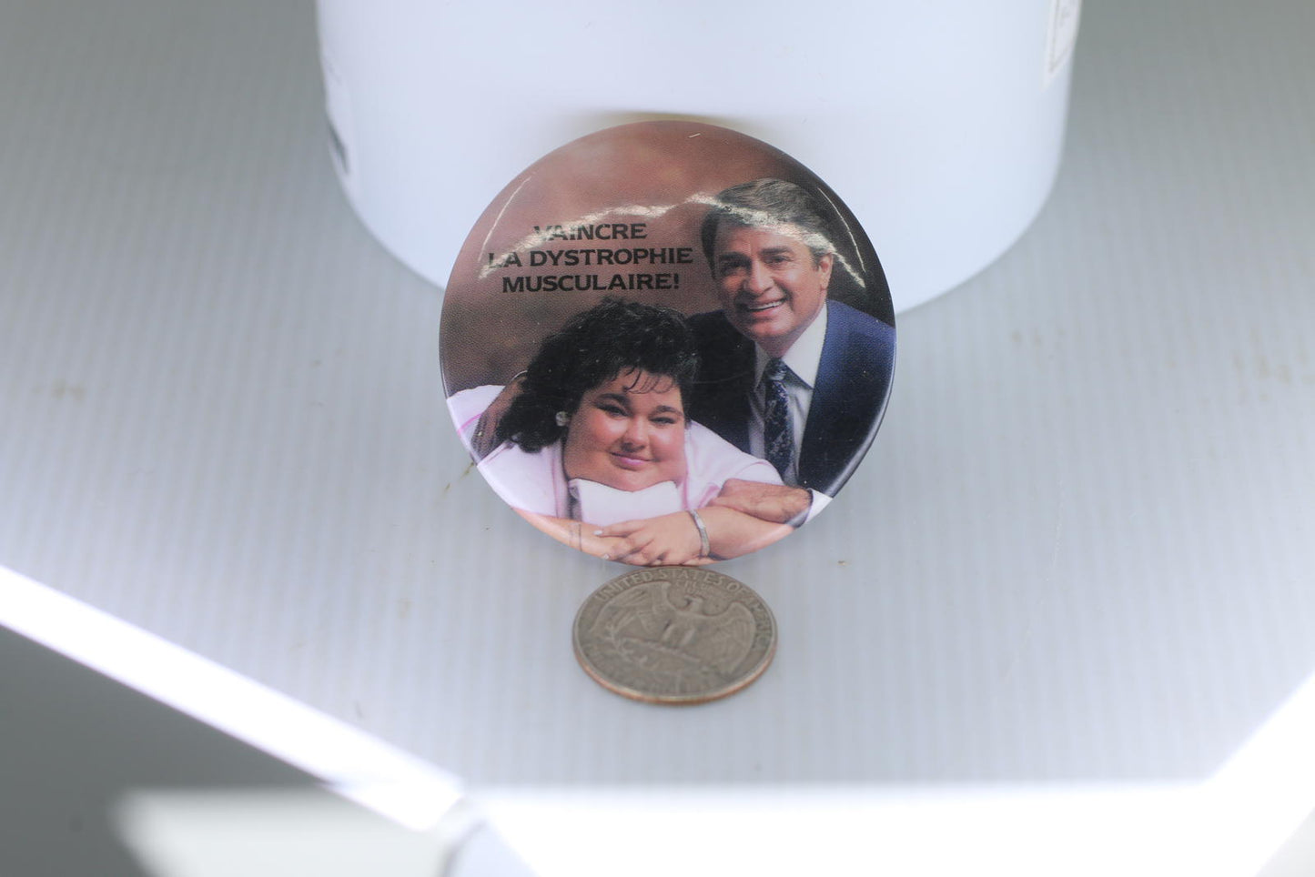 Vintage French Muscle Dystrophy Awareness Pinback Button
