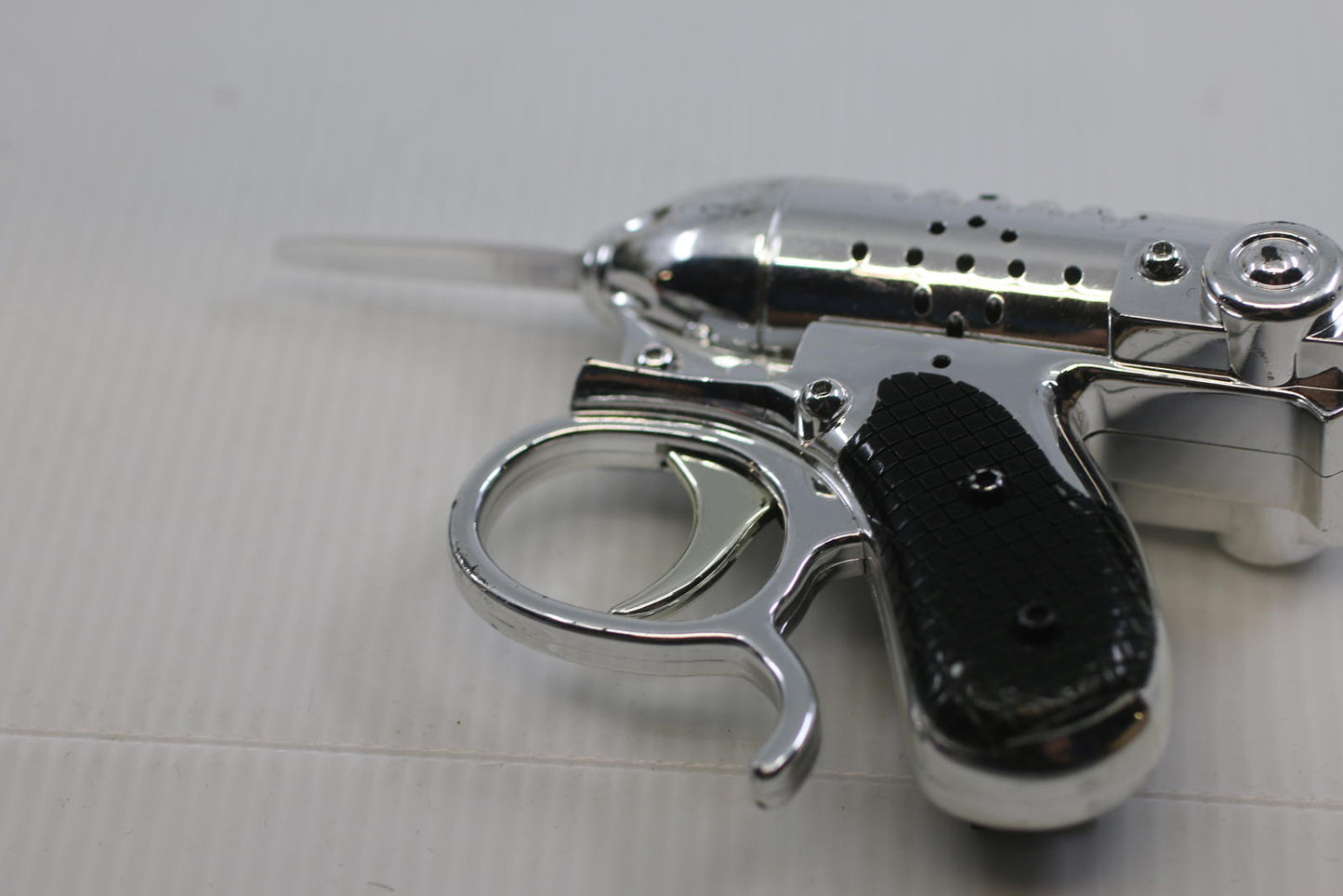 Noisy Cricket Prop Replica – Men in Black & Alien Attack Universal Studios 2005