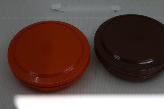Set of Two Round Plastic Storage Containers with Lids tupperware Orange & Brown