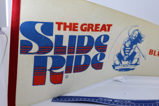 Vintage pennant felt Canada Souvenir The great slide ride Blue Mountain