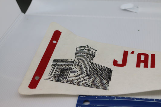 Vintage pennant felt Canada Souvenir Pénitencier St-Vincent-de-Paul 1989