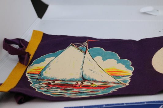 Vintage pennant felt Souvenir USA Groton, connecticut