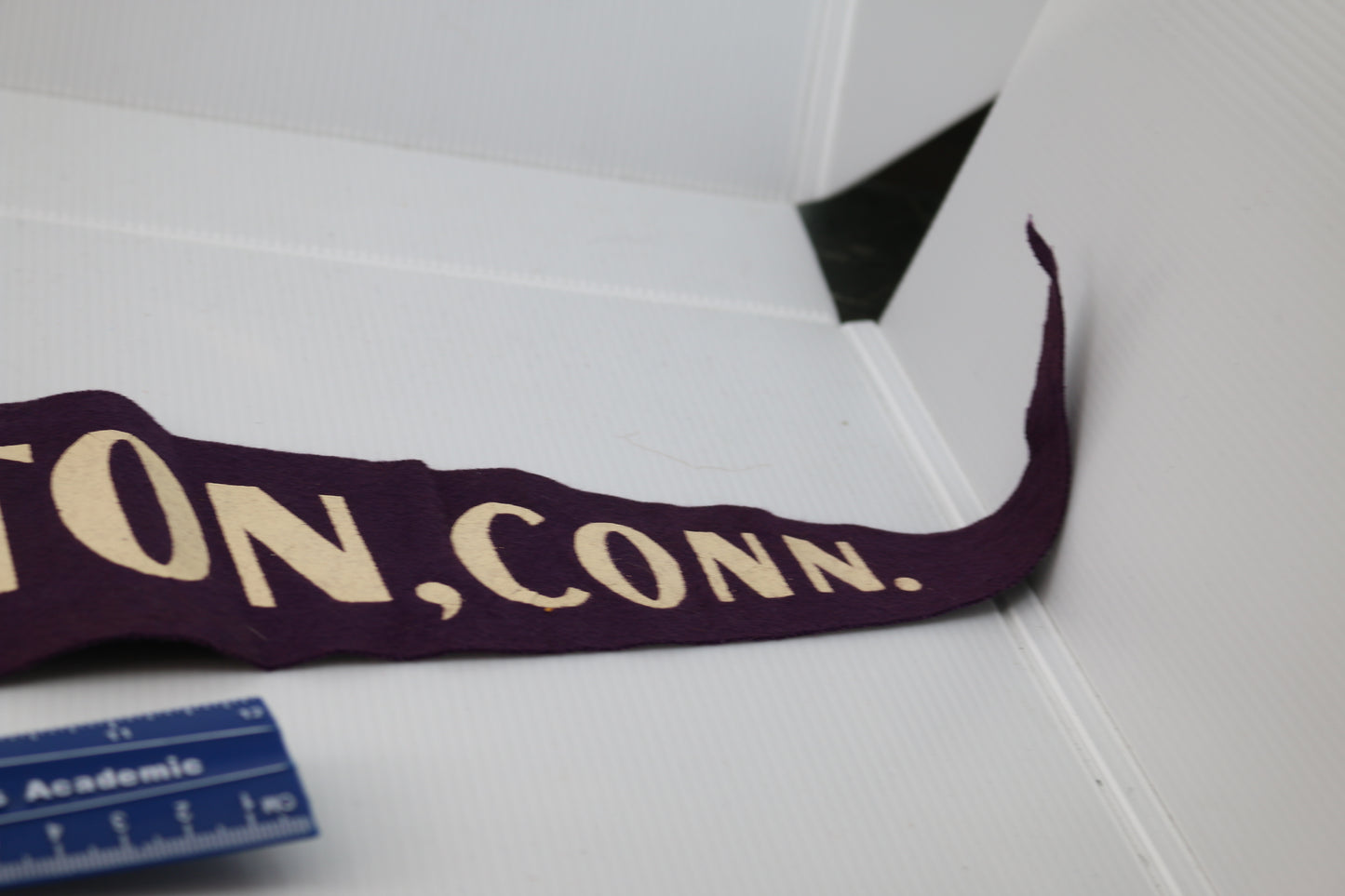 Vintage pennant felt Souvenir USA Groton, connecticut