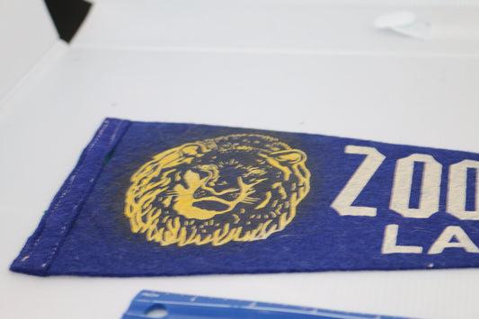 Vintage Souvenir Felt Pennant Canada Zoo de St-Félicien Lac St-Jean Québec
