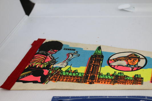 Vintage Souvenir Felt Pennant Canada Ottawa