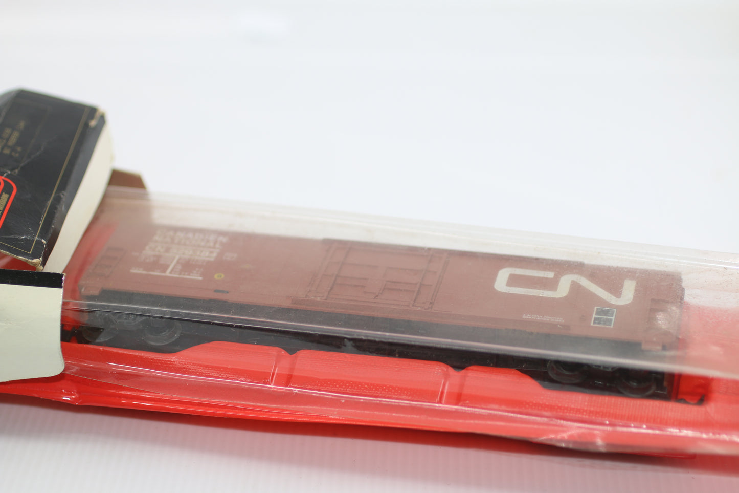 Vintage Aurora HO CN 529384 50' Box Car Model Railroading in box