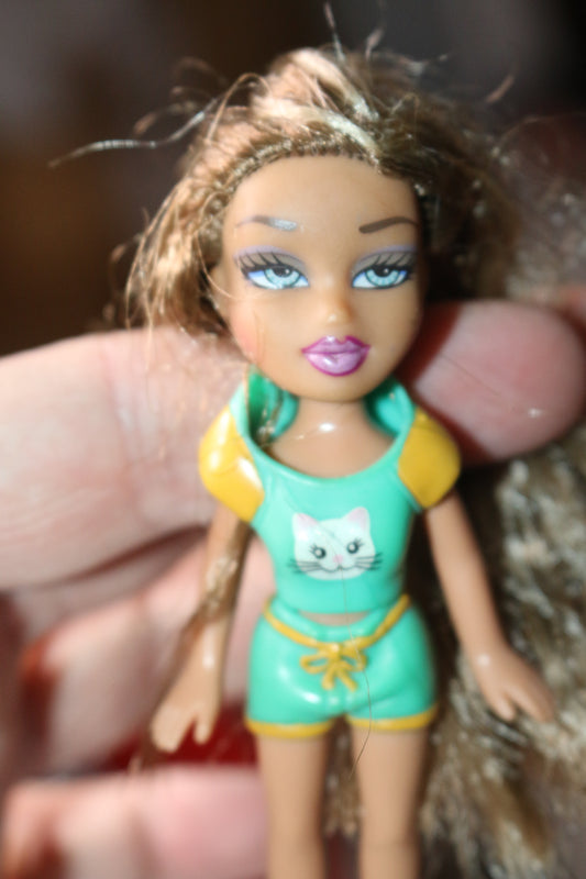 Bratz Dolls Vintage 2001 Brown/blond Hair