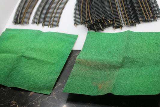 Huge lot of VINTAGE ATLAS TRAIN TRACKS Grass & switches