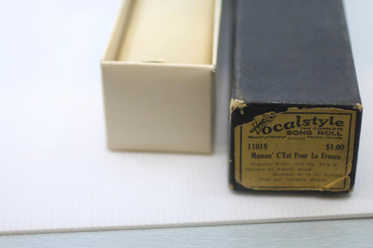Vocalstyle Player Piano Roll 11018 Maman C'est Pour La France w Box Vintage