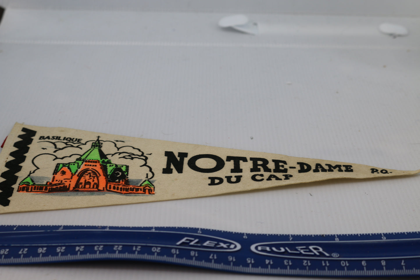Vintage Souvenir Felt Pennant Notre-Dame du Cap P.Q. Basilique