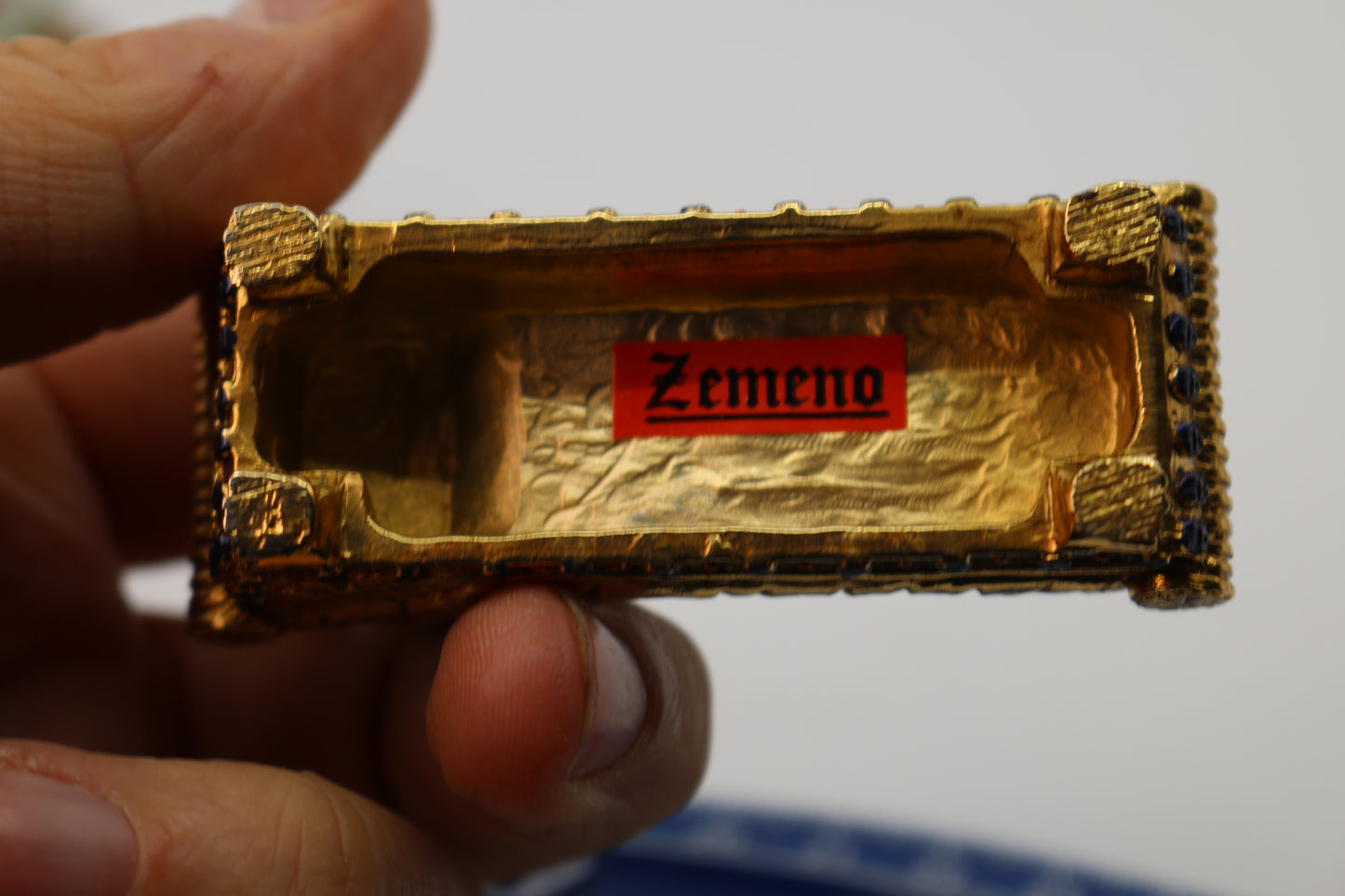 Heavy Brass Cleopatra, Queen of Egypt Statue Made In Egypt zemeno