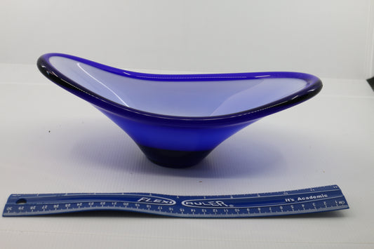 Vintage "Free Form" Blue Glass Bowl Beautiful 10" Art Glass