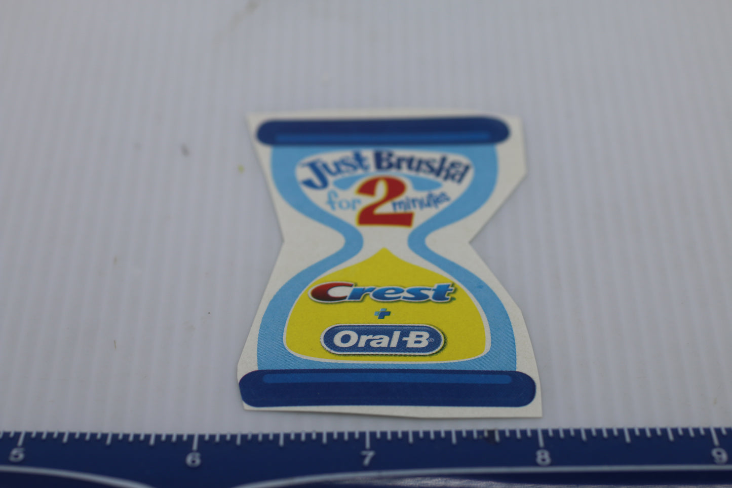 sticker decal AUTOCOLLANT Just Brushed for 2 minutes Crest + Oral B