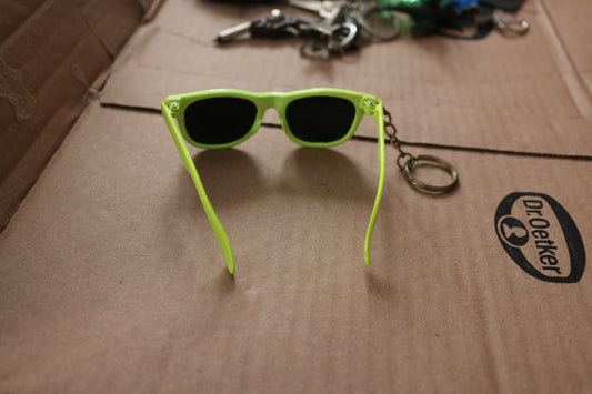 vintage fluo sun glasses key chain sunglasses