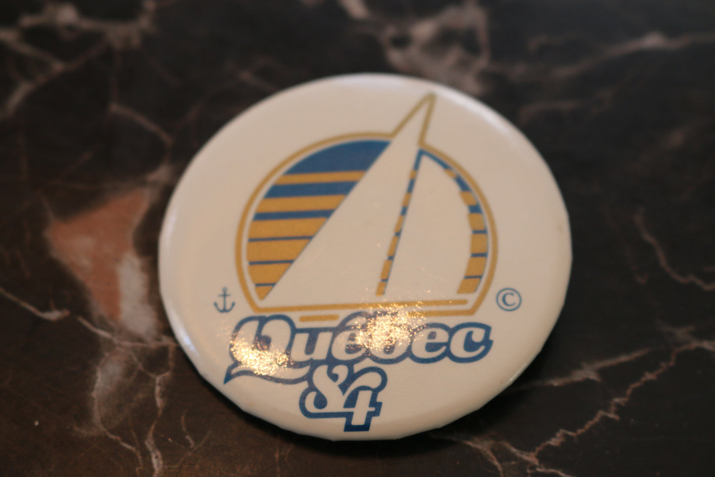 Vtg button pinback Macaron Souvenir Québec 1984 bateau boat