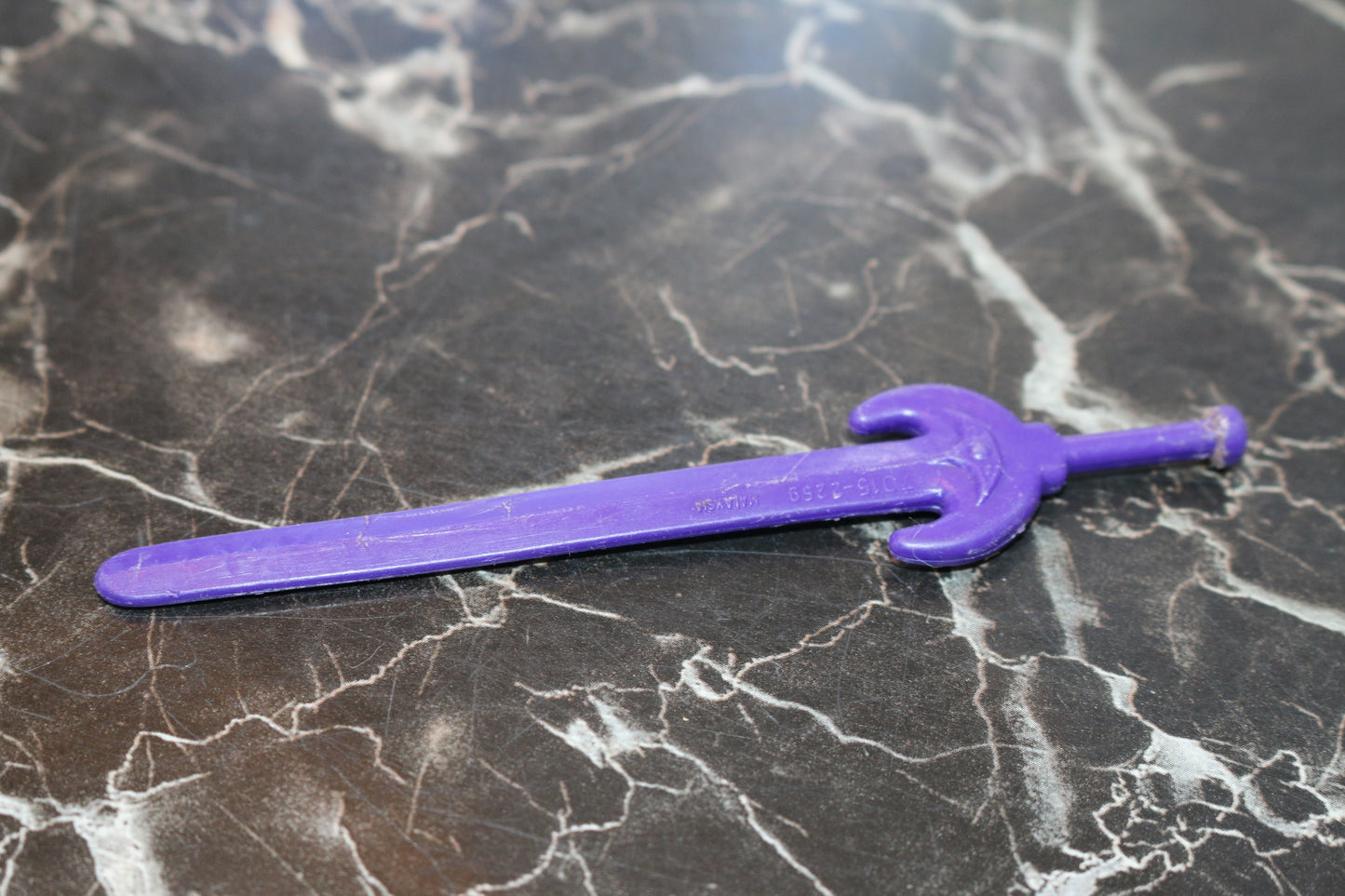 Vintage Masters of the Universe MOTU Fisto Sword Action Figure Accessory!