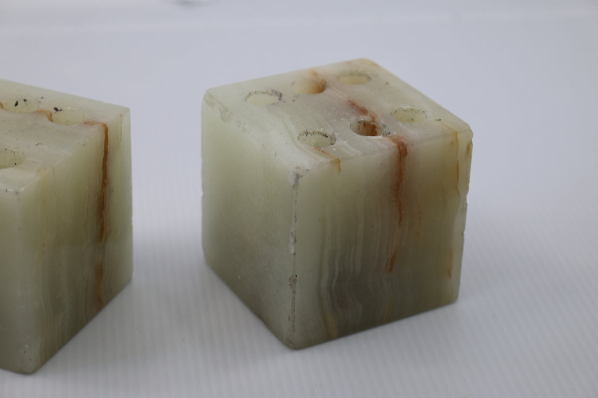 Vintage Carved Onyx Agate Stone Dice Paperweight Pen Pencil Holder Desk