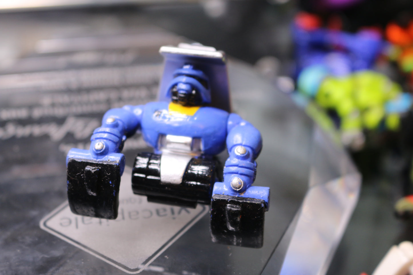 Transformers action figure Grindor Robot Z-Bot LGTI micro machine galoob