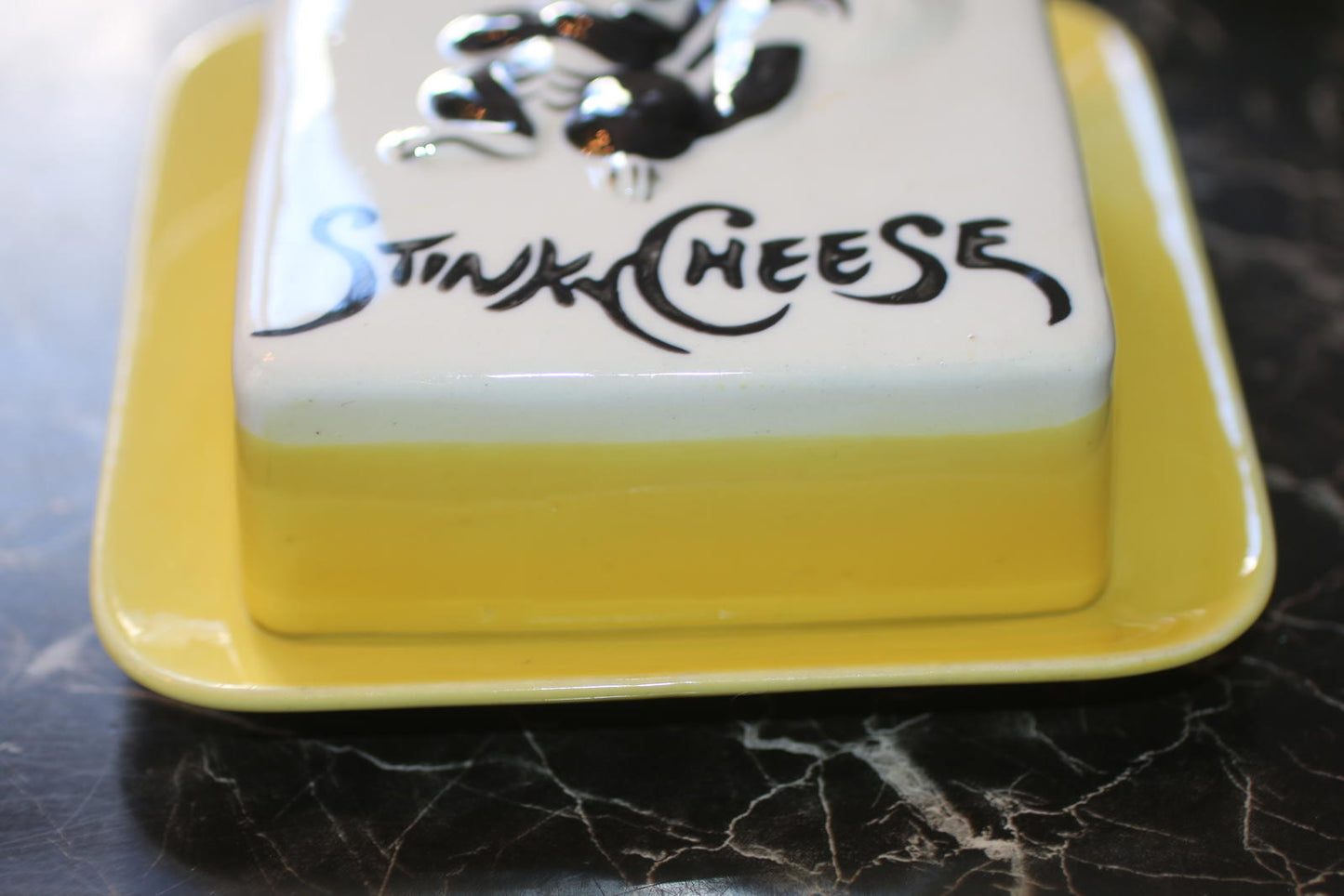 Stinky Cheese Skunk Vintage Ceramic Butter Dish & Lid Kitchen Kitch 1950s