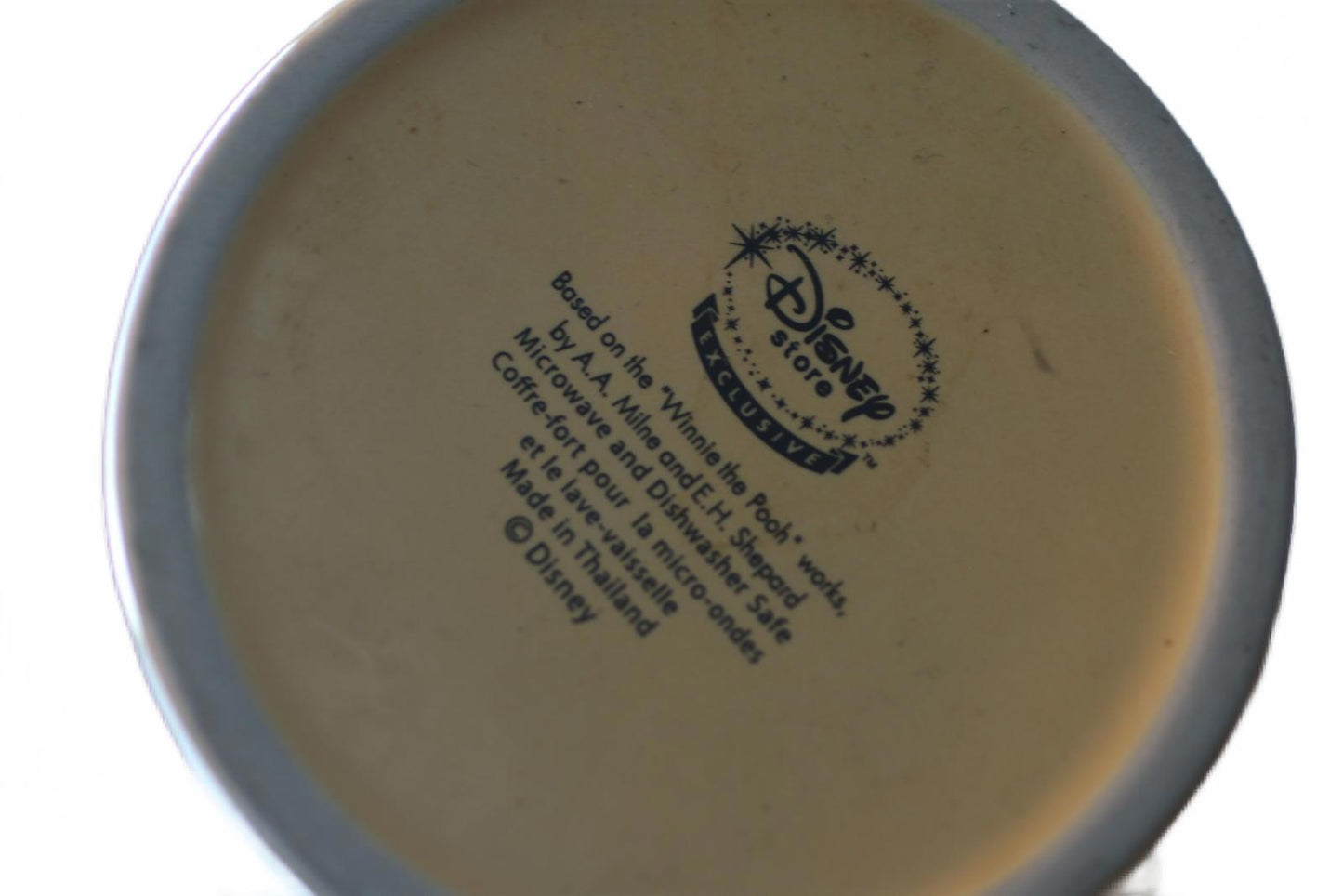 Disney Store Winnie the Pooh Large Coffee/Tea Drinking Mug