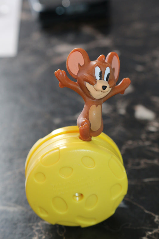 McDonalds toy TOM & JERRY, JERRY'S CHEESE WHEEL