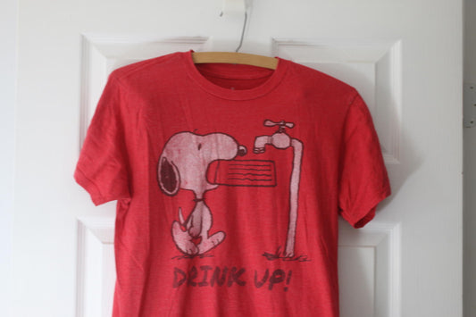 Red Snoopy Drink Up Peanuts Tee Small T-Shirt w/ 'Drink Up!'