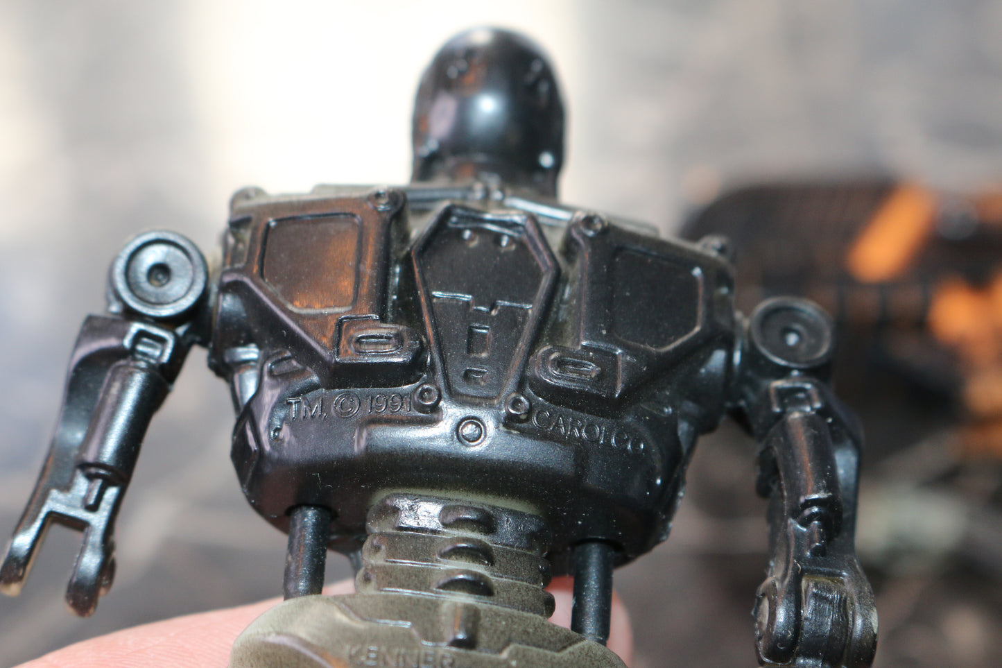 Terminator 2 Endoglow Action Figurine with Flame-Thrower Blaster Kenner