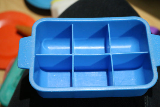 Vintage Fisher Price Play Food Ice Cube Tray EUC (T11)