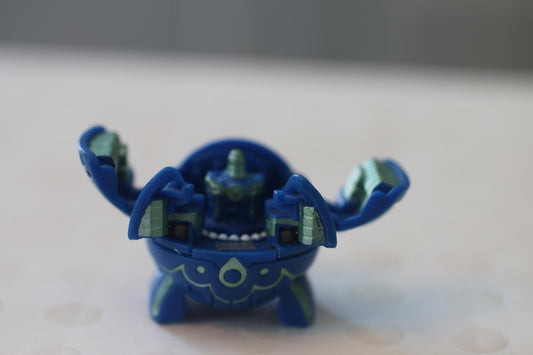 Bakugan: Battle Brawlers - Blue Aquos FORTRESS B2 300G Ball/Figure