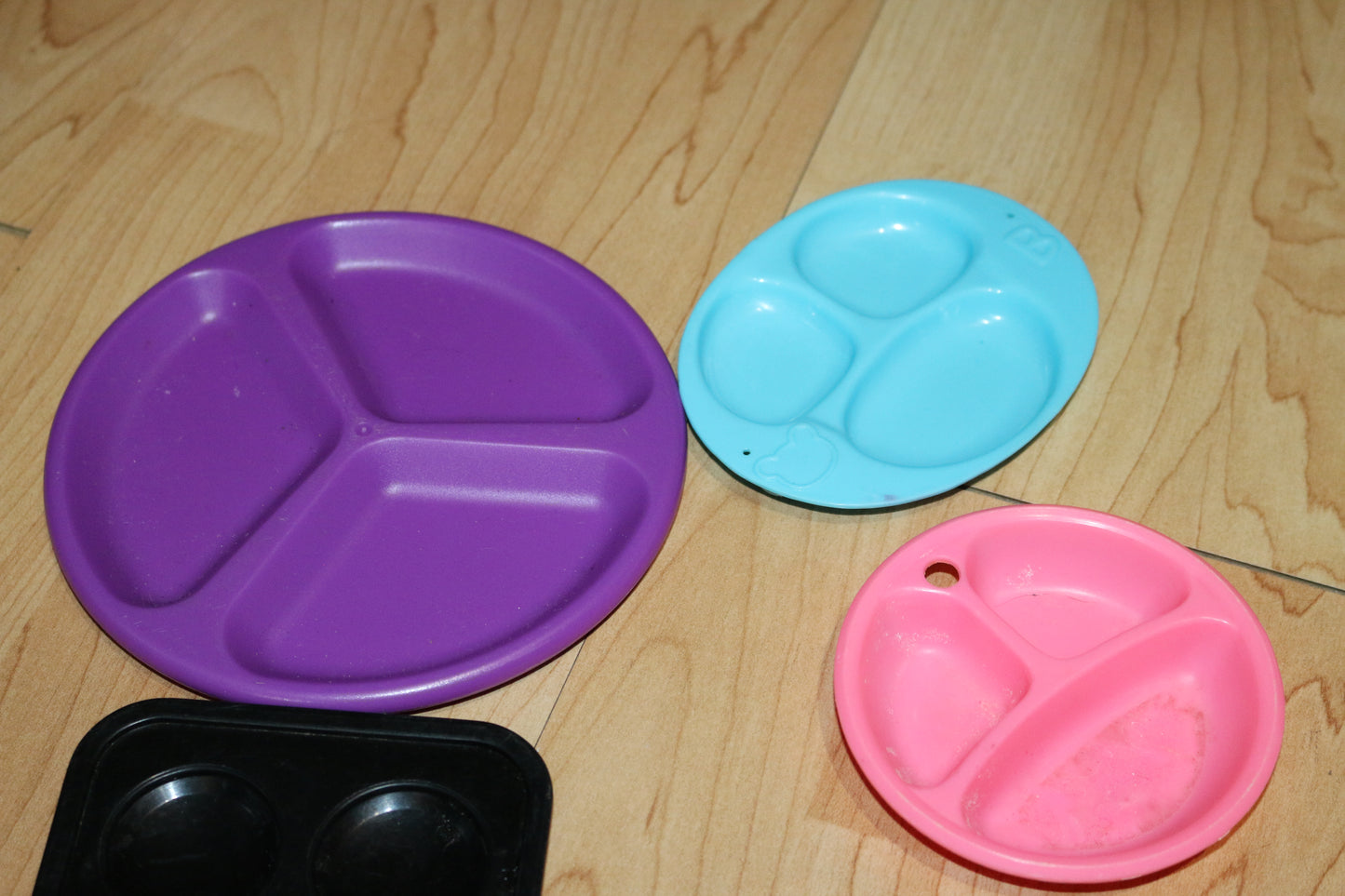 Lot of serving plastic tray toys Play Dishes Mixed Played W Condition