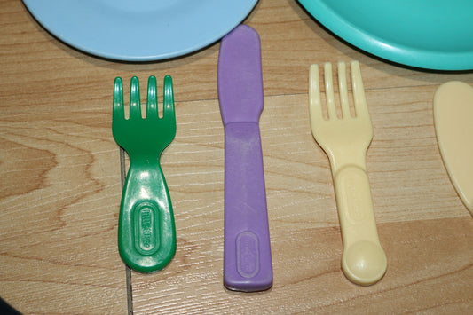 Vintage Little tikes plastic kitchen toys Dishes Mixed Lot Played WCondition