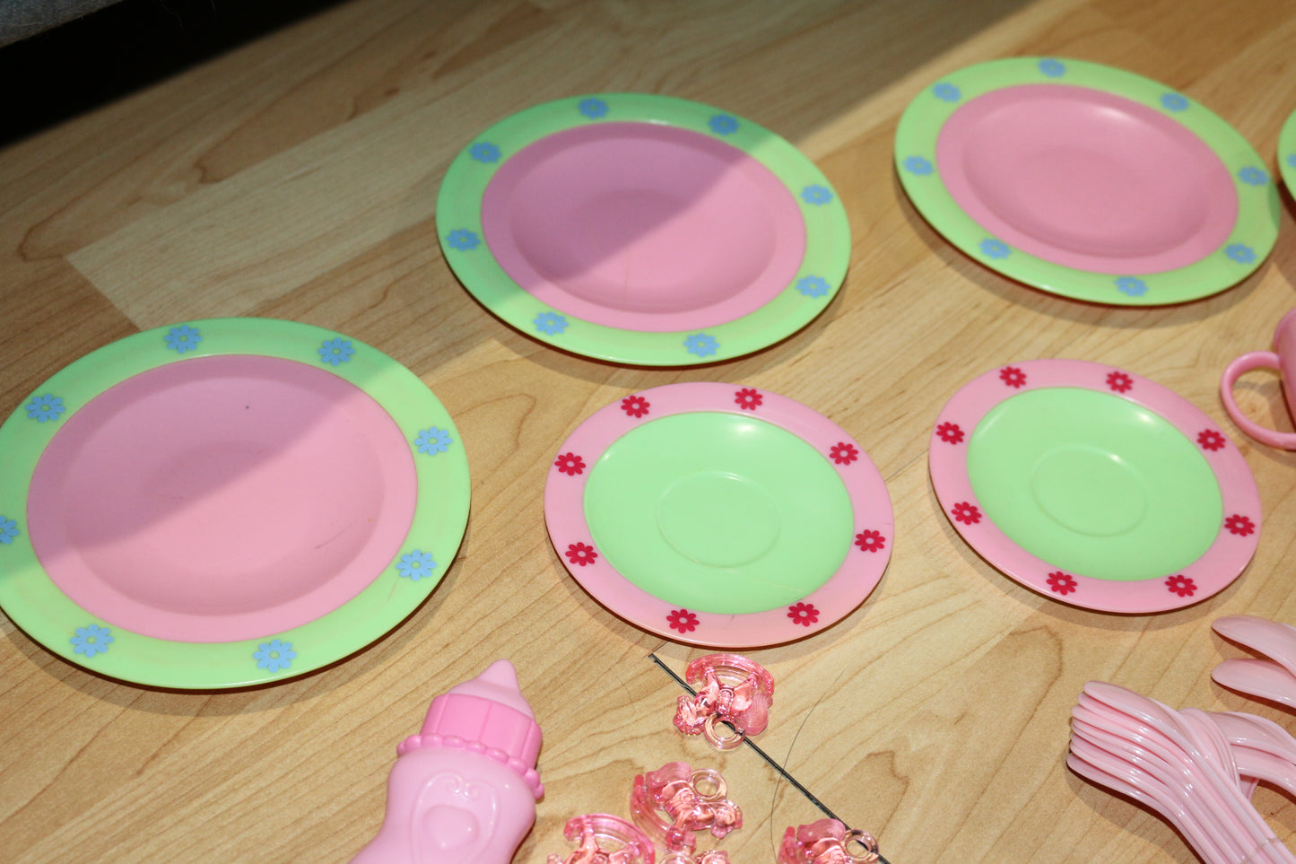 Play kitchen Dishes Mixed Lot Played With Condition coffee heater, spoons toys