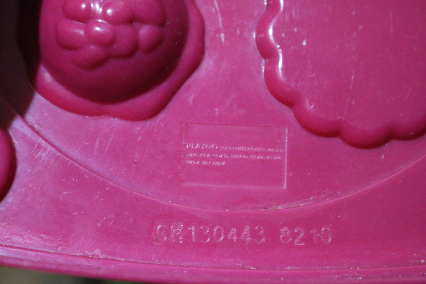 Pink playgo plastic kid mold child children girl toy food or sand accessories