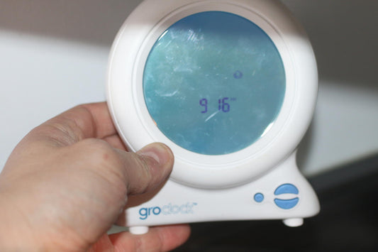 The Gro Company UK Groclock Sleep Trainer HJ012 Lights-Up Sun Face Star Face