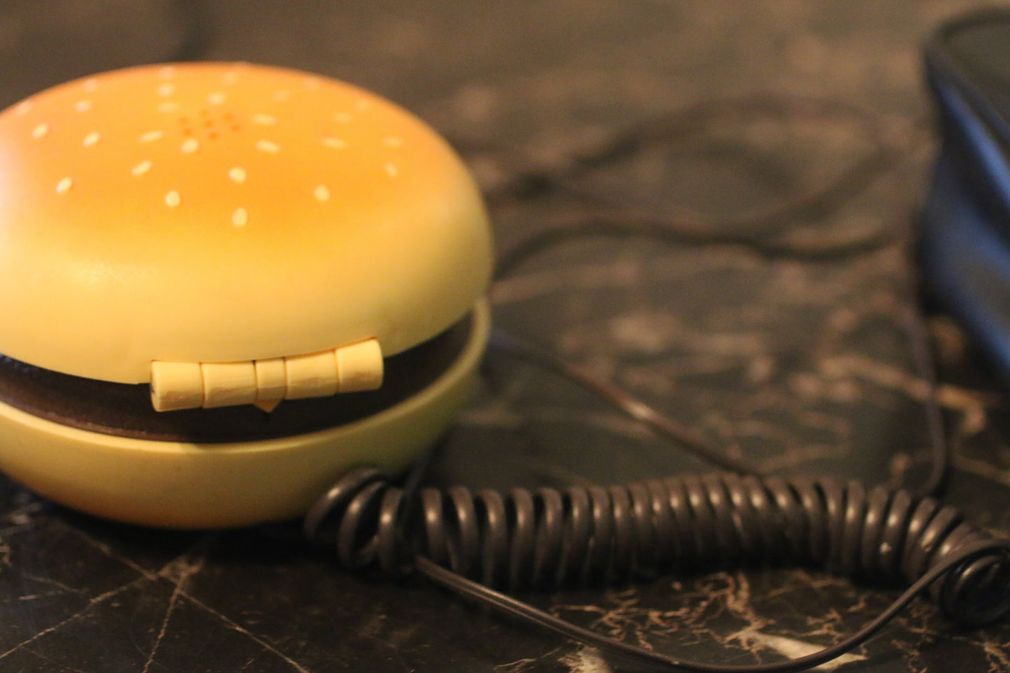 Novelty Hamburger Cheeseburger Corded Home Phone – Desktop Burger Telephone nonTested