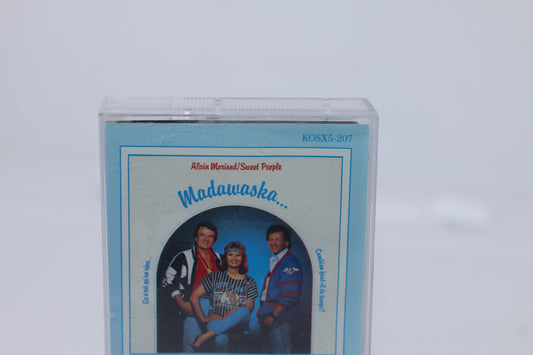 ALAIN MORISOD & SWEET PEOPLE Tape Cassette MADAWASKA 1987 Kosmos KOSX5-207 Canad