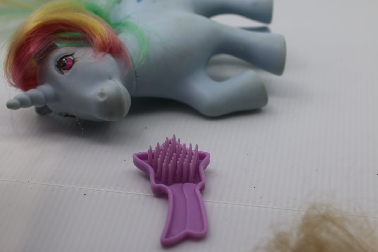 My Little Pony G1 MOONSTONE Rainbow Unicorn 1983 Glitter Saturn Vtg brush