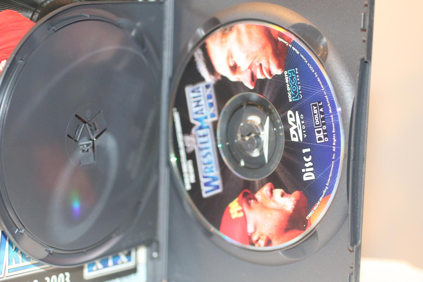 WWE WrestleMania XIX DVD - March 30, 2003 Hulk Hogan