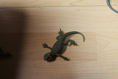 Model Lizard Toy Reptile Plastic Forest Wild Animal Figure