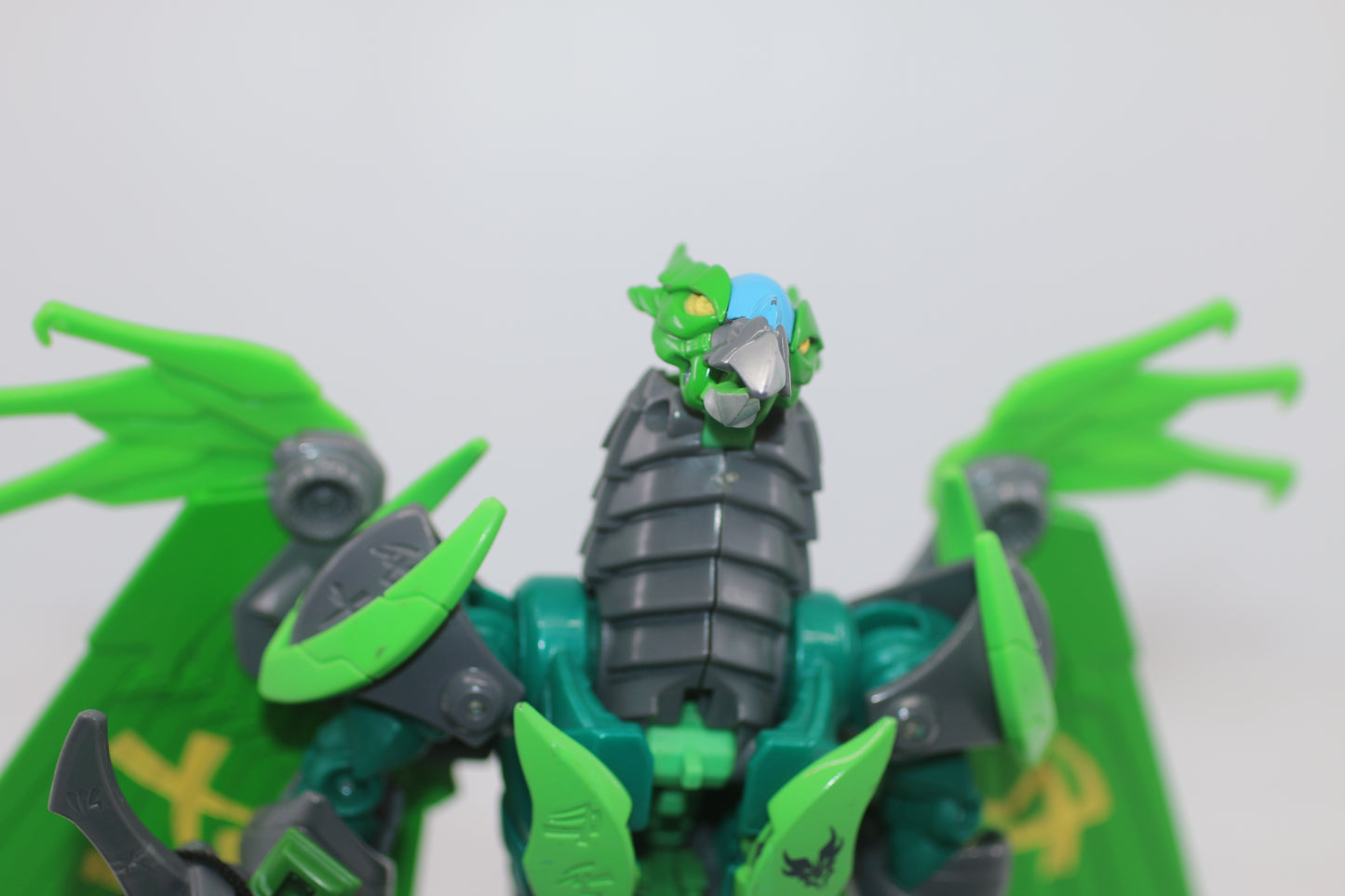 Transformers Grimwing Complete Prime Beast Hunters Voyager Class