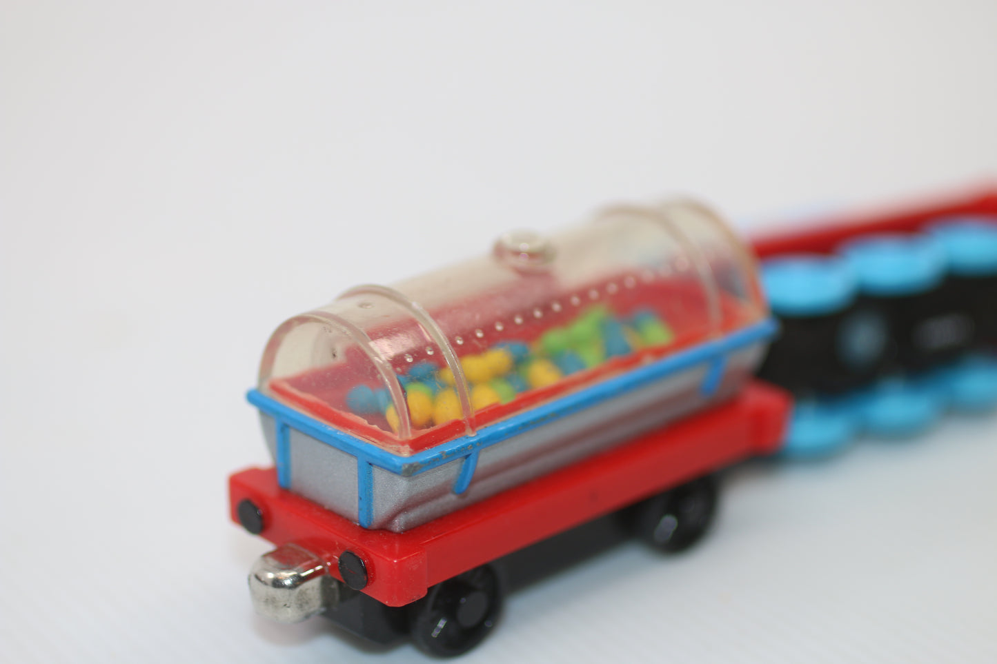 Thomas & Friends Take N Play 2" Sodor Jelly Bean Co. Tanker Diecast Candy Car