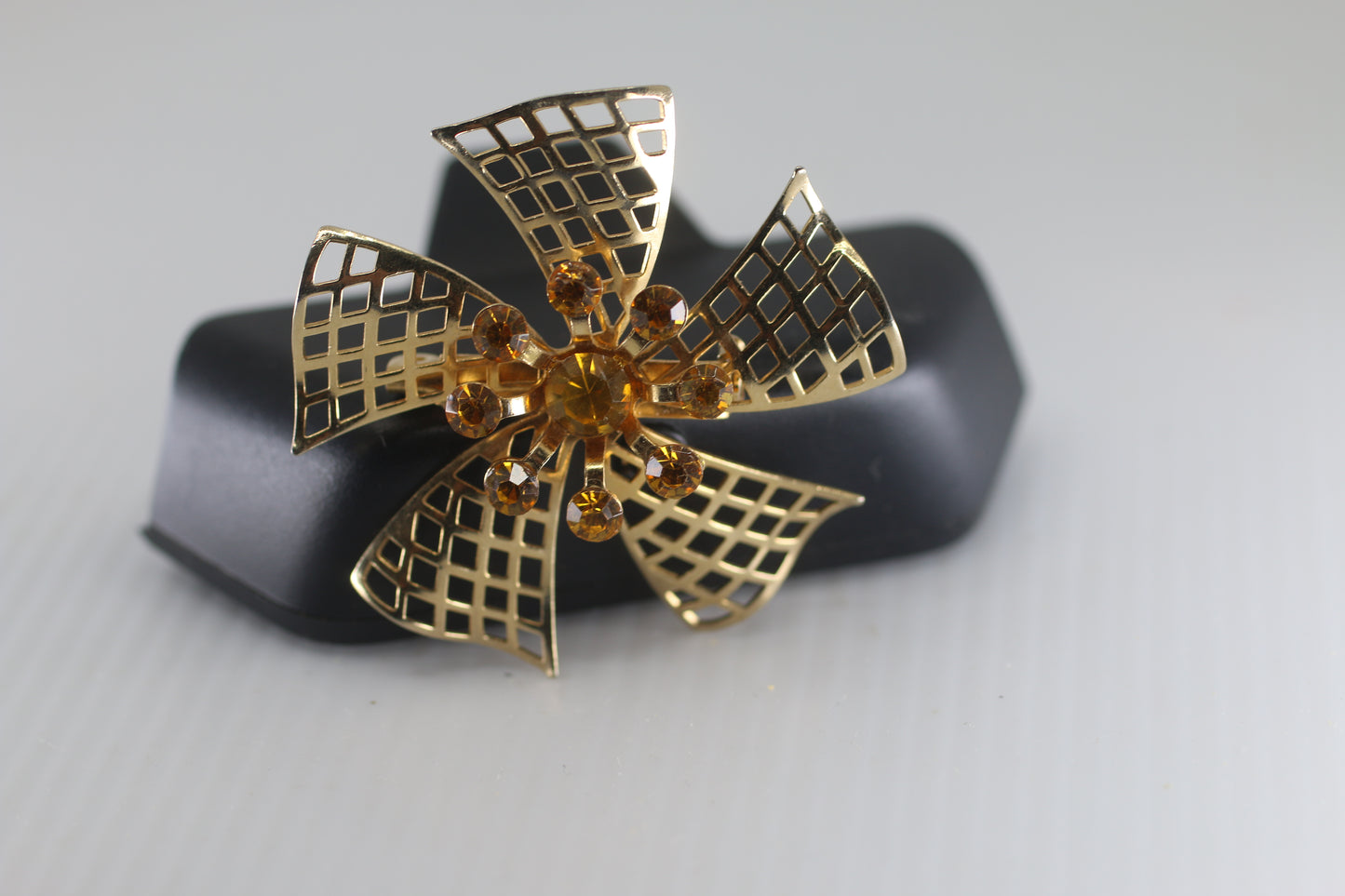 Vintage Gold Tone Wind vane Brooch Orange Accent Stones Gift Idea