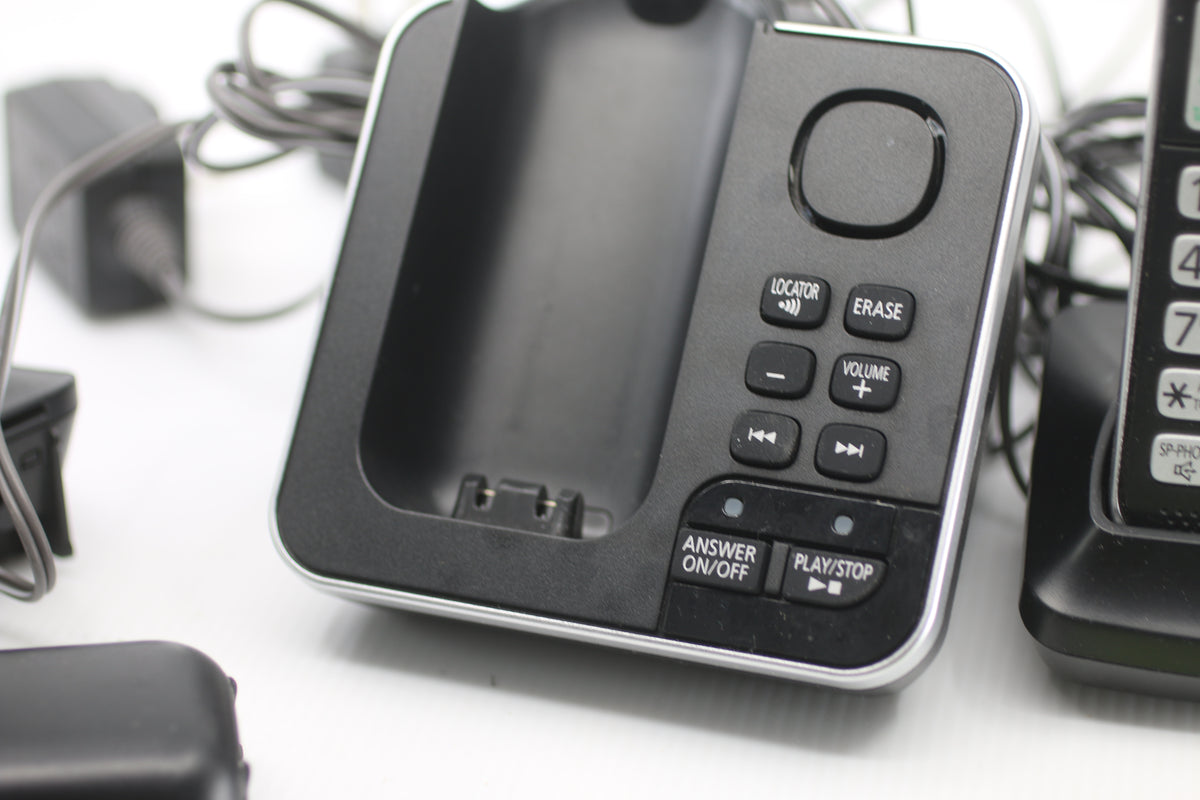 Panasonic model KX-TGD390C wireless Intertek 3 Phones