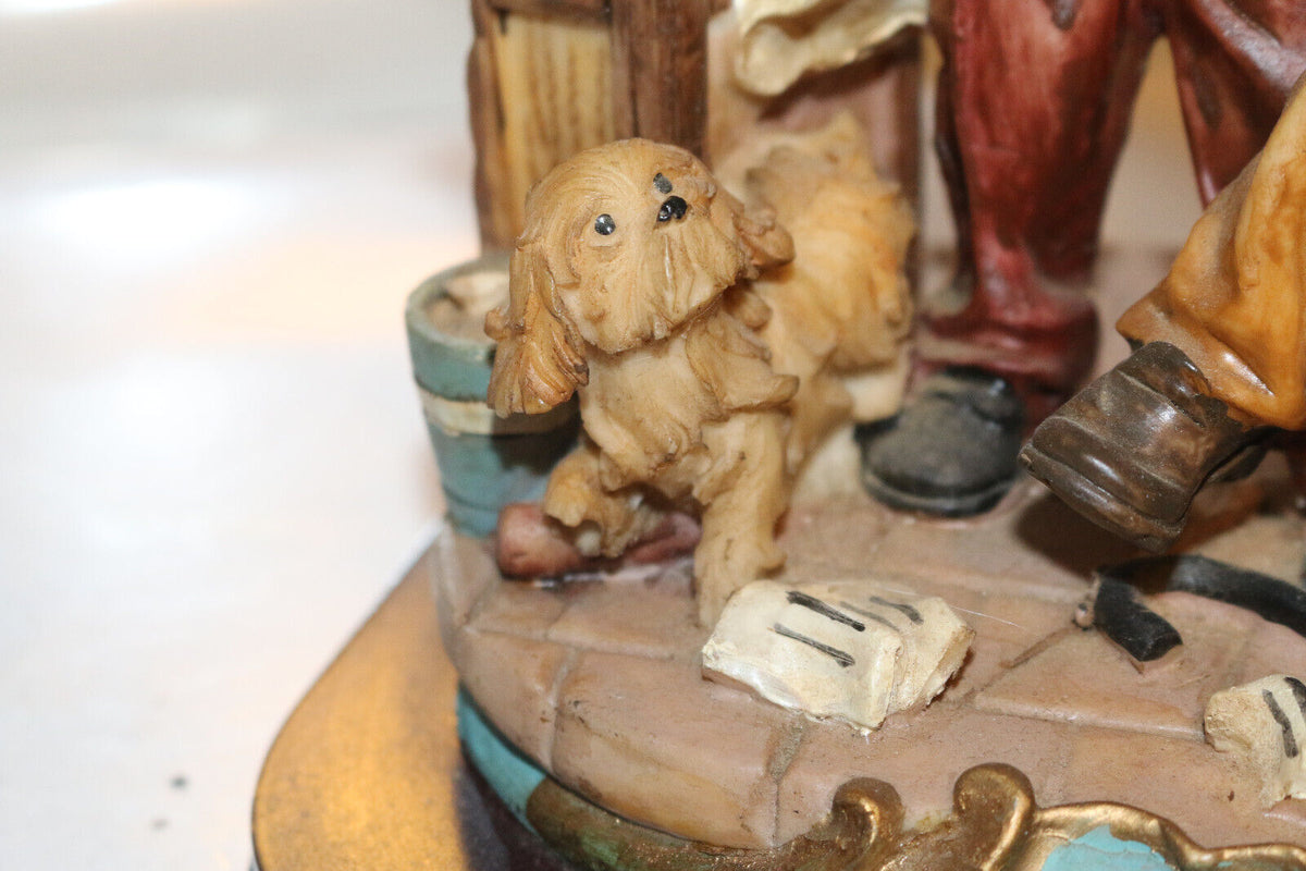 Porcelaine De Capodimonte Barbier, Client Statue Coiffeur Heritage Collection