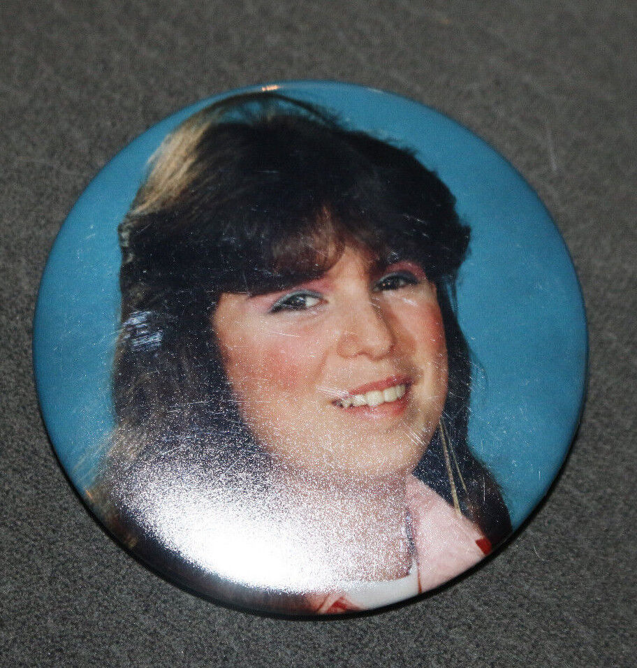 Visage Inconnu? Québec Canada Pinback Pin Button Macaron