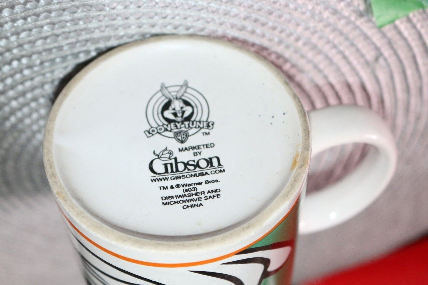 Warner Bros. Looney Tunes Bugs Bunny Coffee Mug Tea Cup By Gibson