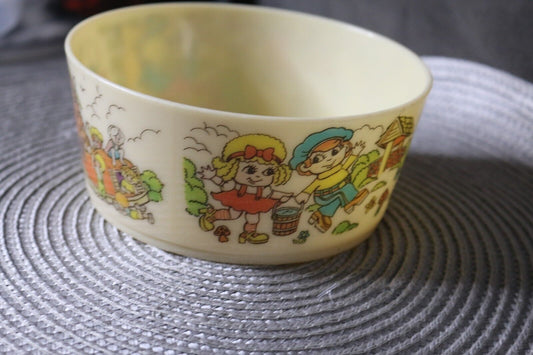 General Plastics Cookshire 760 Bowl Separeted Vintage Charactere Cartoon